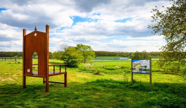 Kunst langs de Maas fietsroute Peel en Maas