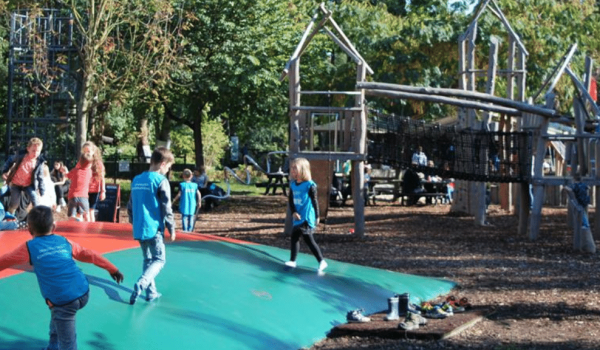 Kasteelpark Born playpark