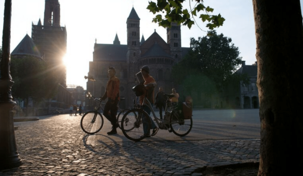 Fietsers op het Vrijthof 