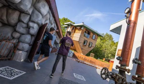 Haus auf dem Kopf im Mindmystery